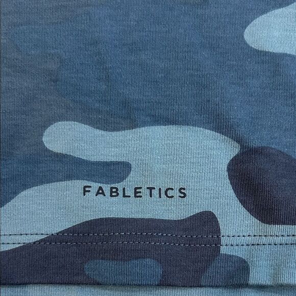 Fabletics Blue Camouflage Crop Tank Top - Picture 4 of 5